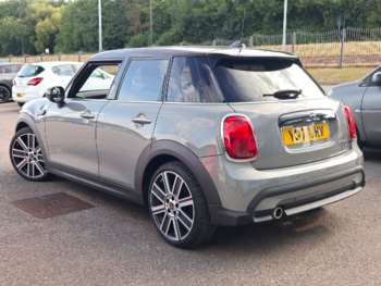 Used MINI Hatch 2021 for sale - 75289401: Photo