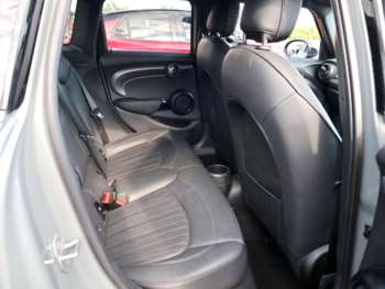 Used MINI Hatch 2021 for sale - 75289401: Photo