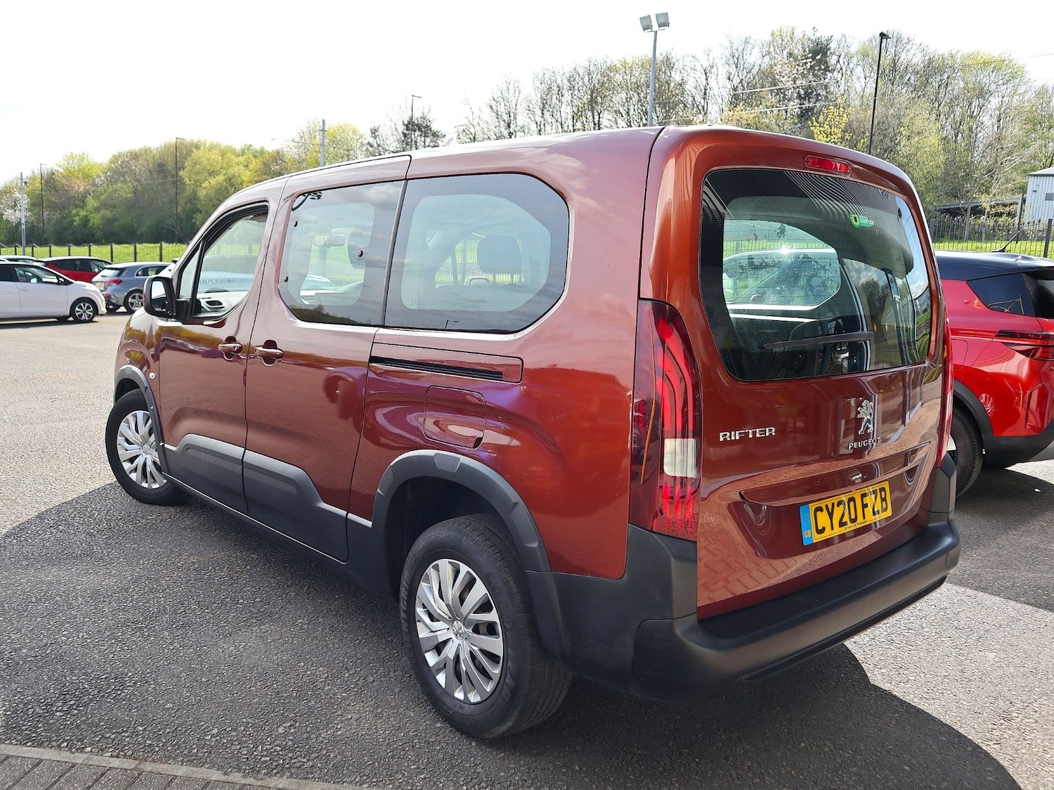 Used Peugeot Rifter 2020 for sale - 78202525: Photo 2