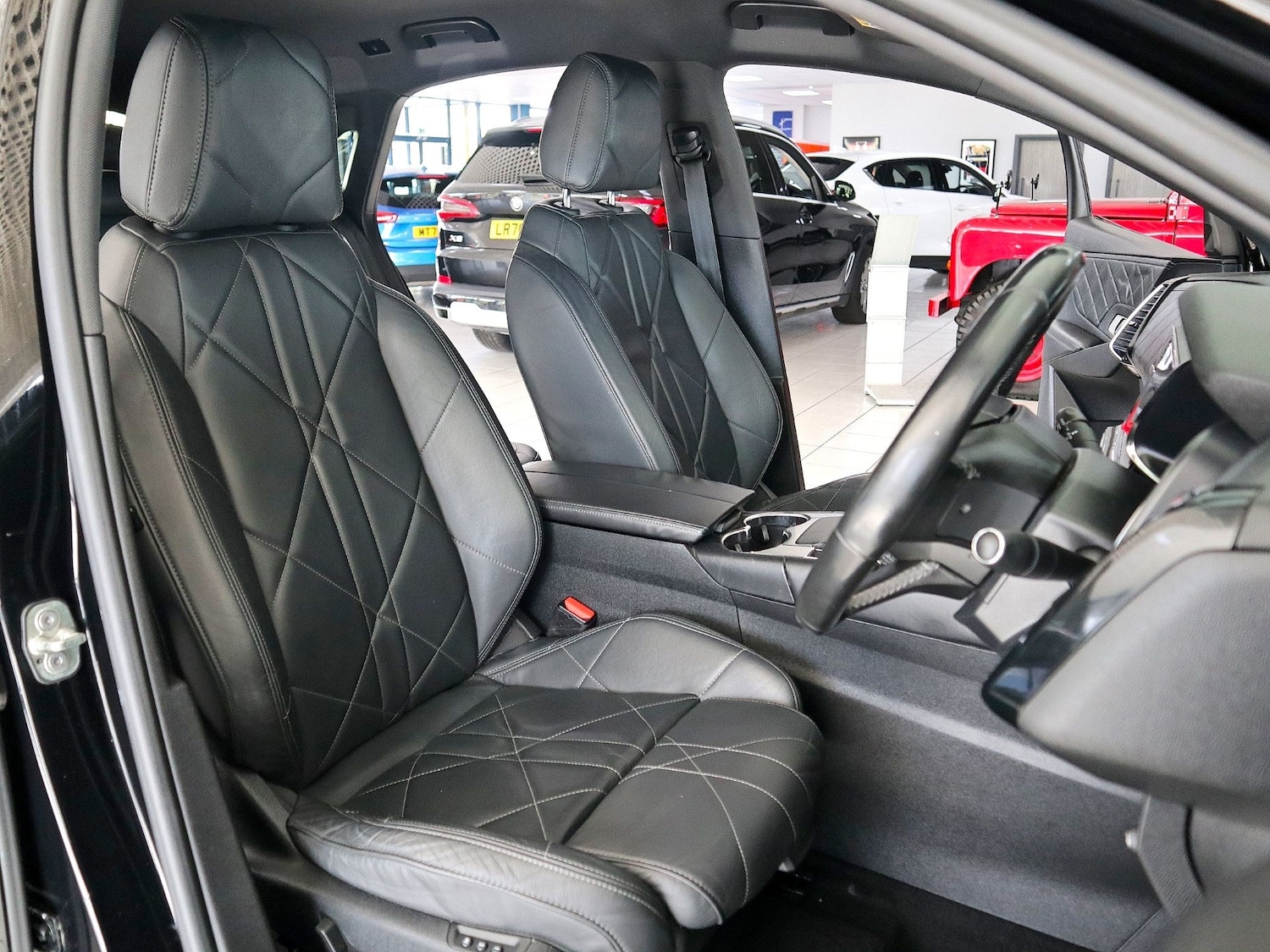 Used DS Automobiles DS 7 Crossback 2018 for sale - 75587524: Photo 17