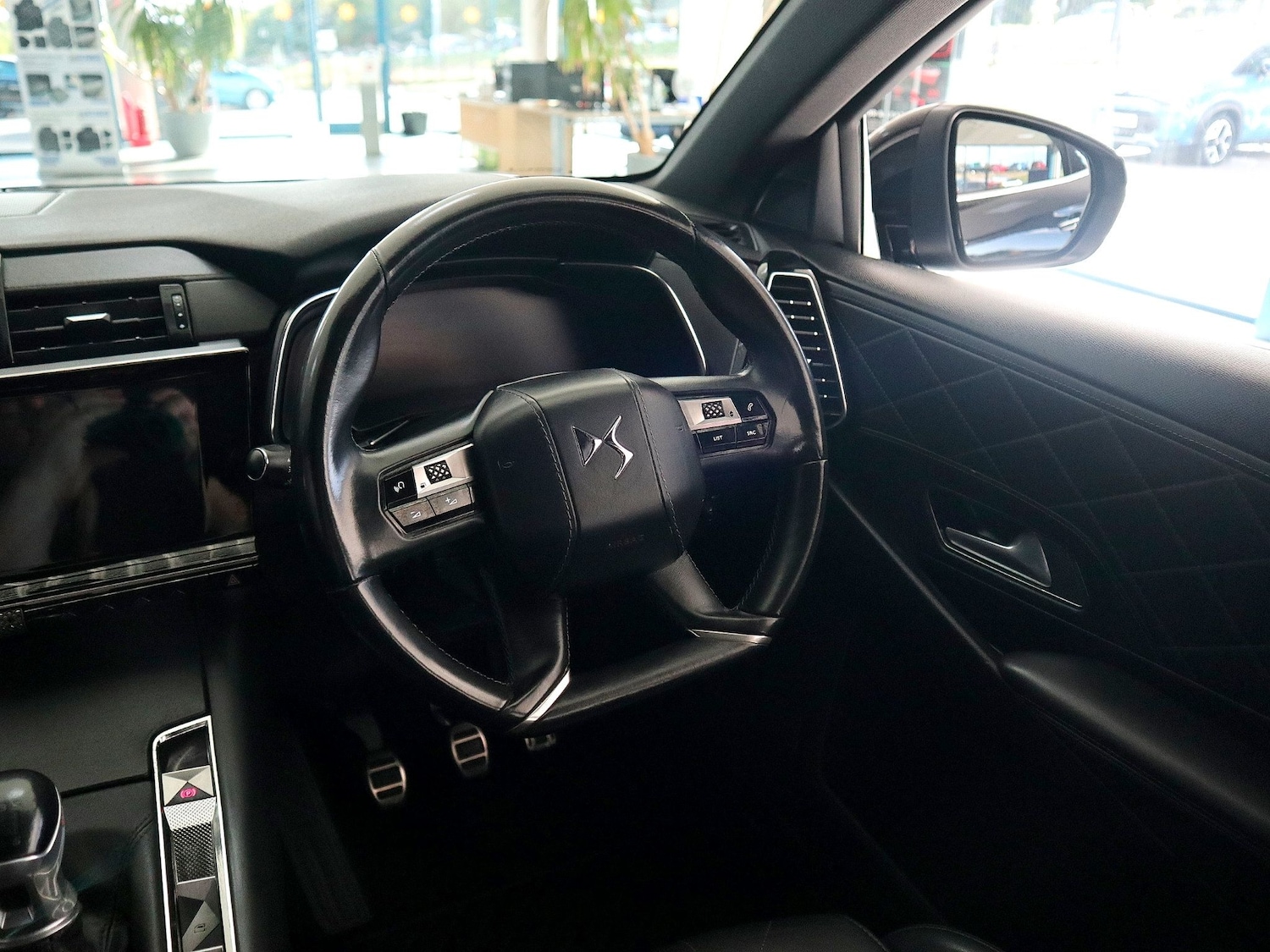 Used DS Automobiles DS 7 Crossback 2018 for sale - 75587524: Photo 26