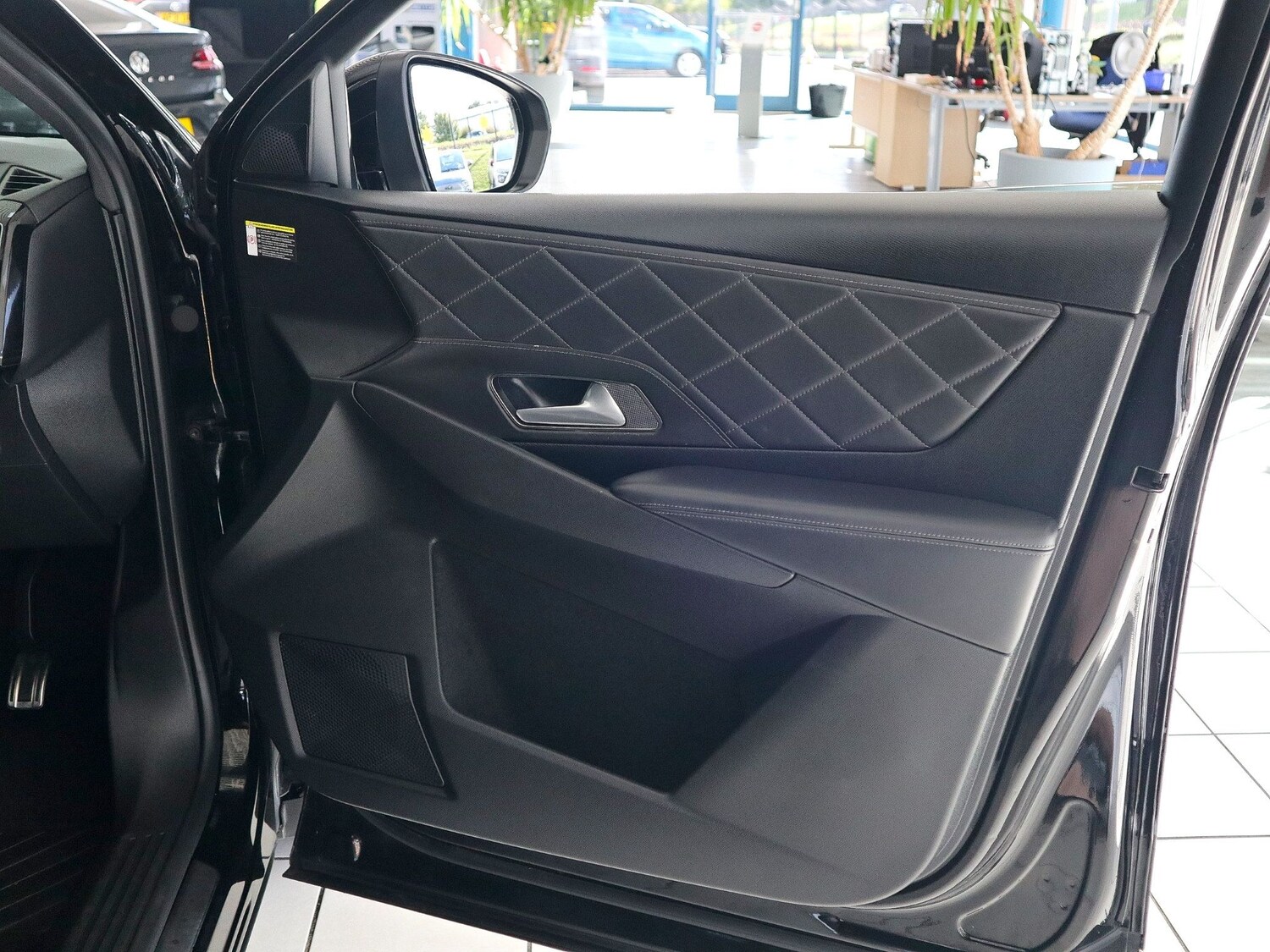 Used DS Automobiles DS 7 Crossback 2018 for sale - 75587524: Photo 27