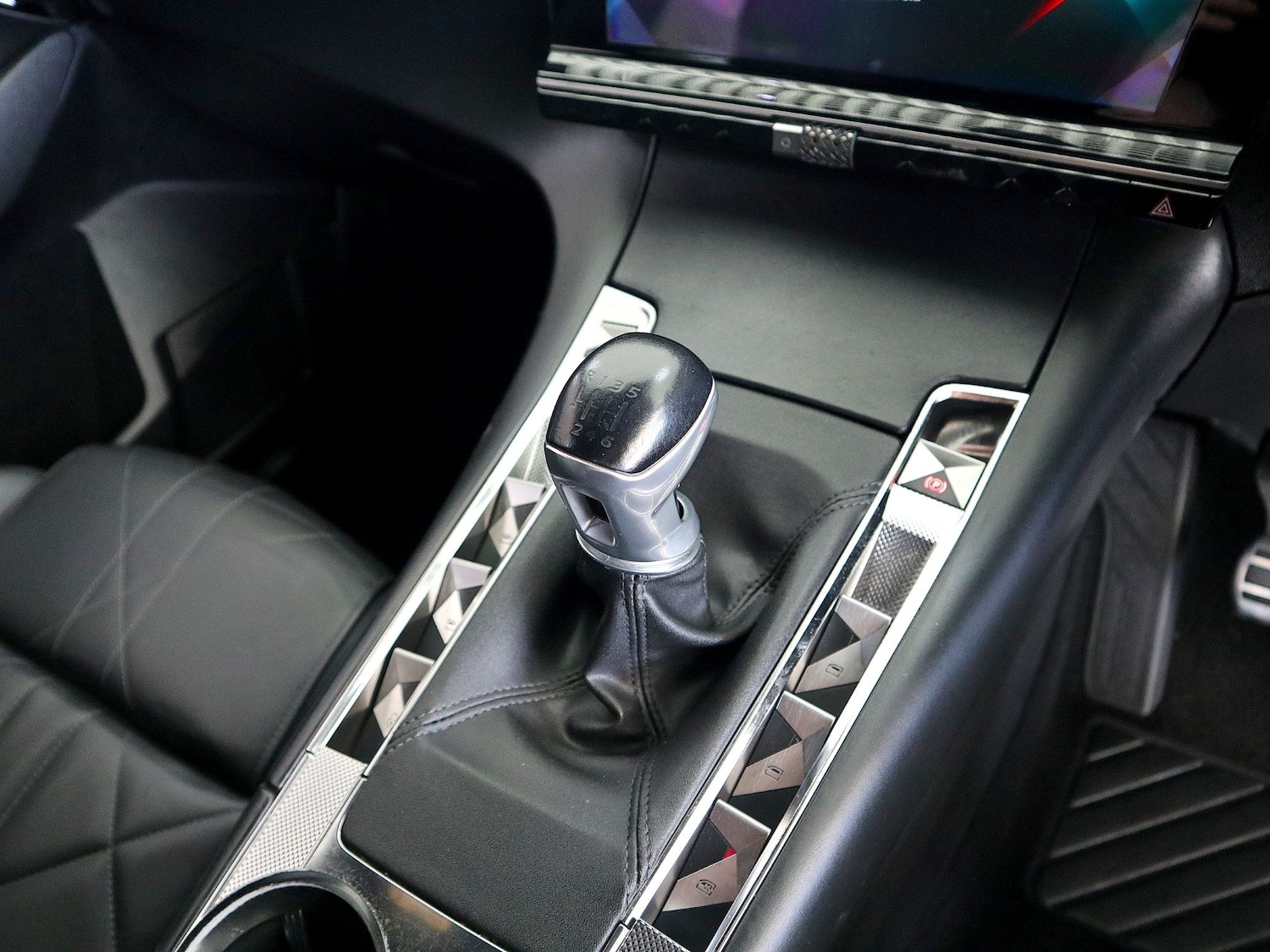 Used DS Automobiles DS 7 Crossback 2018 for sale - 75587524: Photo 34