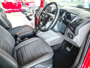 Used Ford Grand Tourneo Connect 2022 for sale - 78932815: Photo
