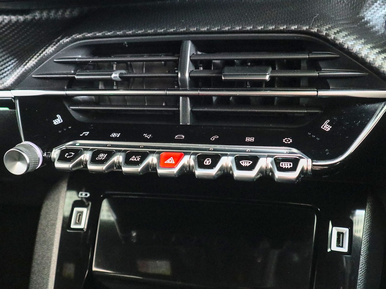 Used Peugeot 2008 2022 for sale - 77643971: Photo 34