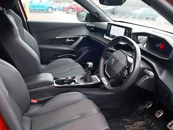 Used Peugeot 2008 2022 for sale - 77643971: Photo