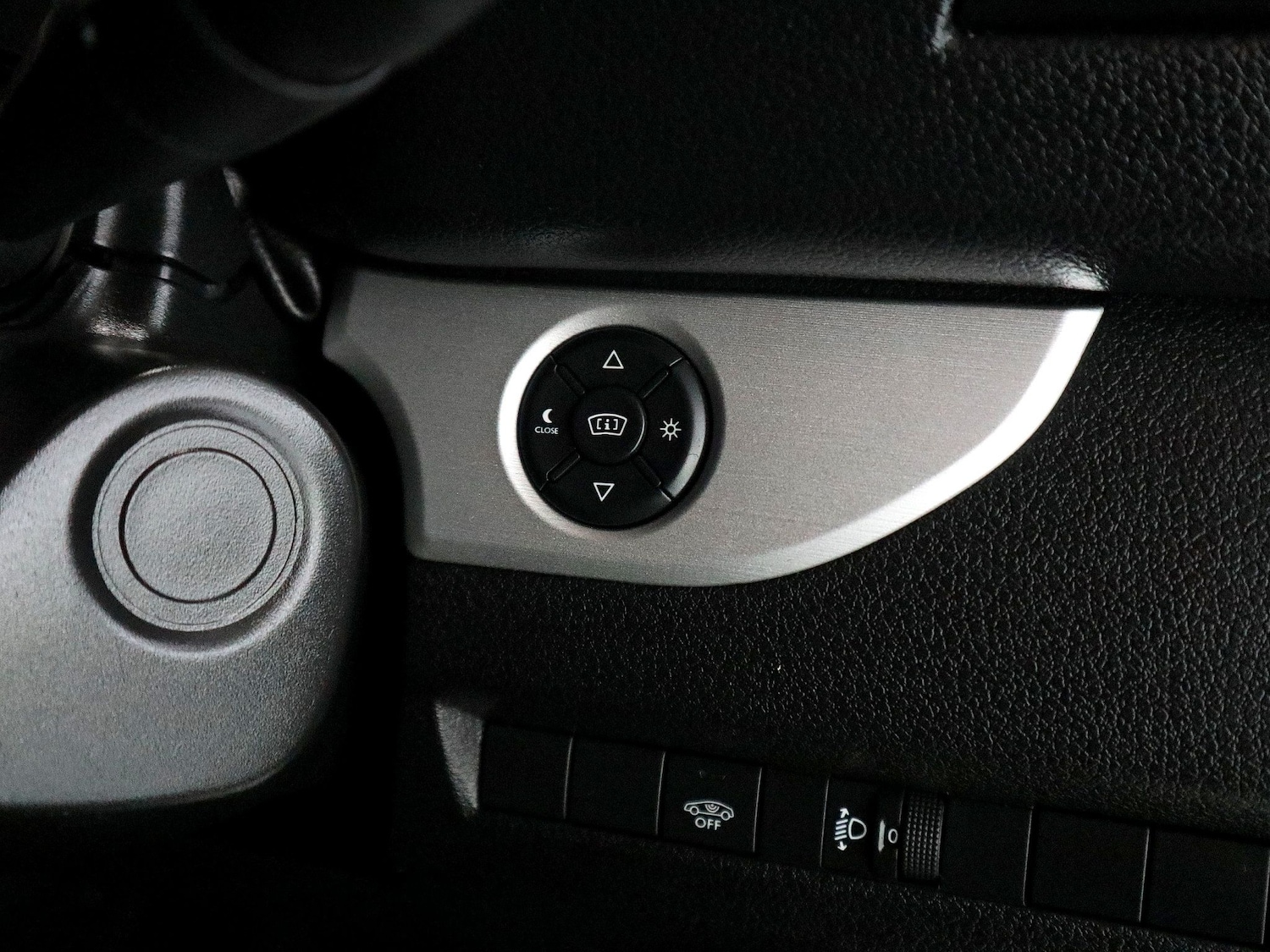 Used Peugeot Traveller 2020 for sale - 76347406: Photo 35