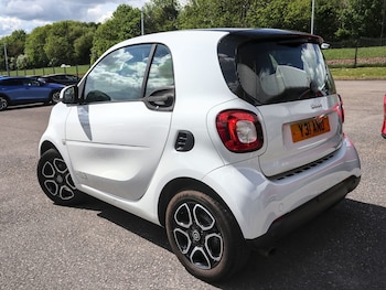 Used smart fortwo 2019 for sale - 78502984: Photo