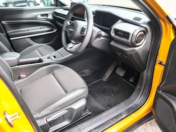 Used Jeep Avenger 2025 for sale - 78489640: Photo