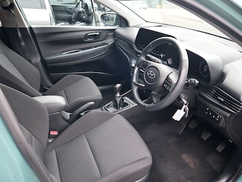 Used Hyundai i20 2022 for sale - 79246780: Photo