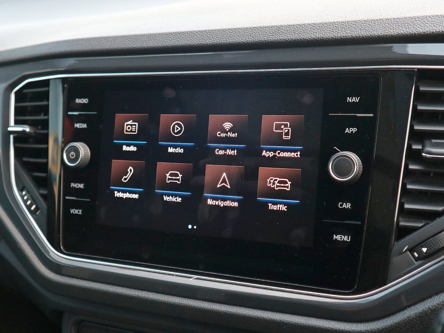 Used Volkswagen T-Roc 2019 for sale - 76656412: Photo 6