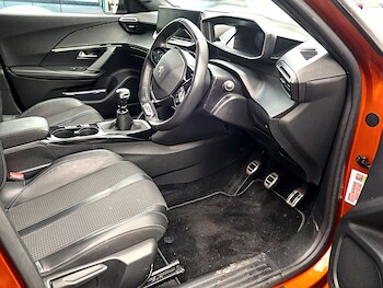 Used Peugeot 2008 2021 for sale - 77173383: Photo