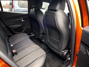 Used Peugeot 2008 2021 for sale - 77173383: Photo