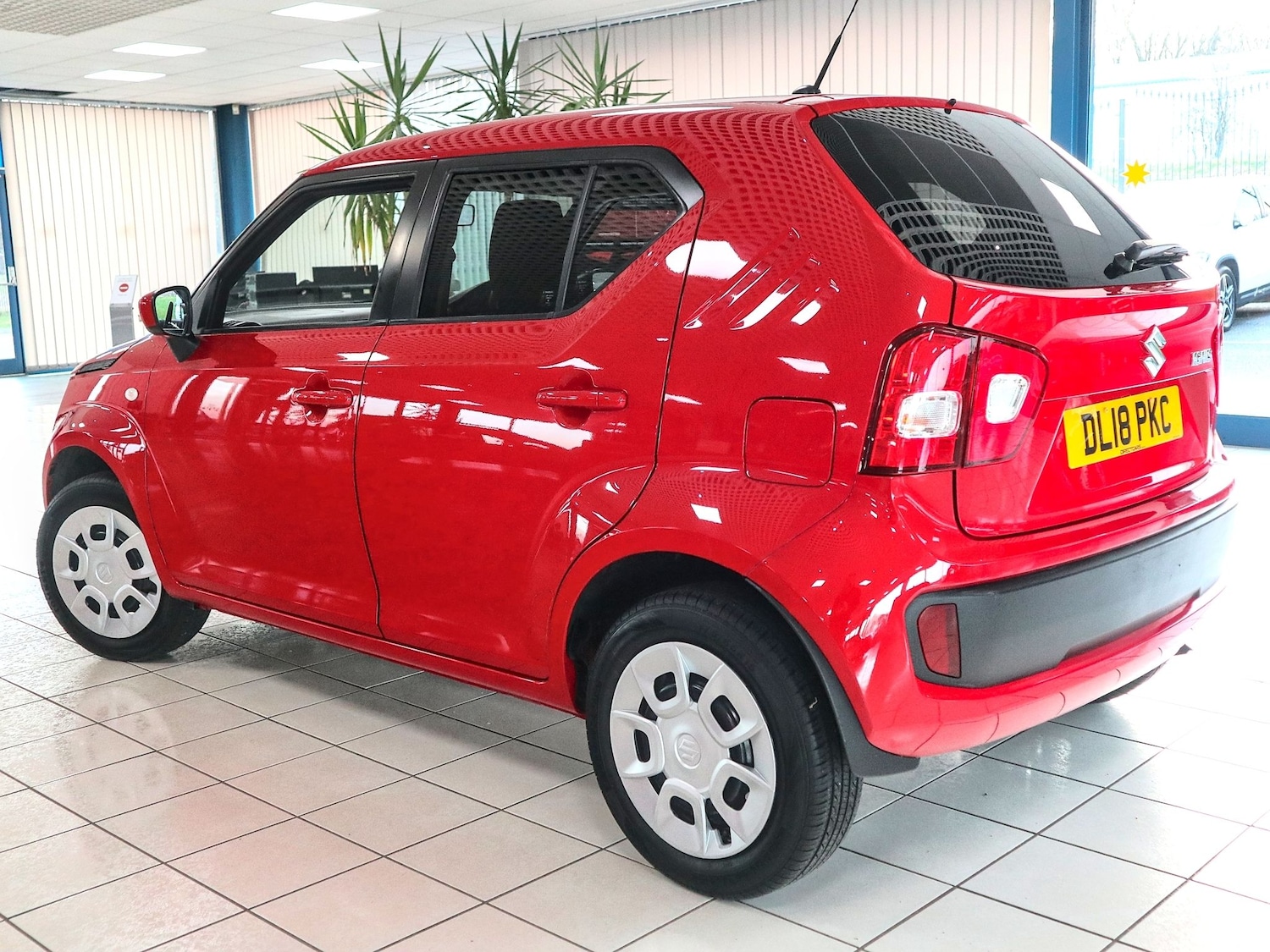Used Suzuki Ignis 2018 for sale - 77357490: Photo 2