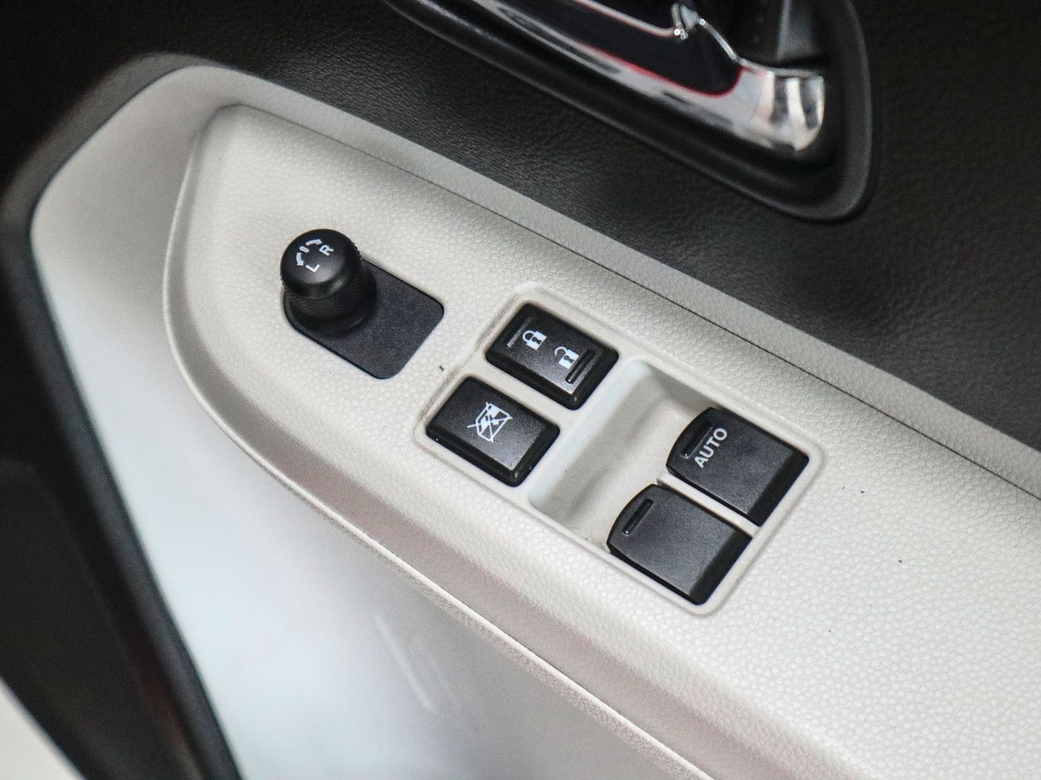 Used Suzuki Ignis 2018 for sale - 77357490: Photo 24