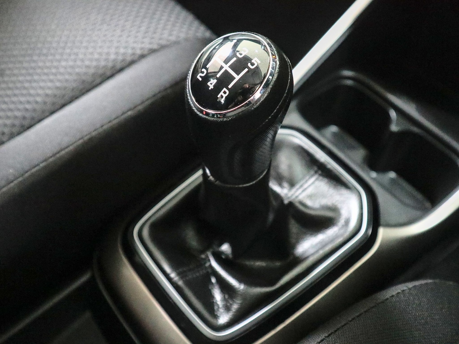 Used Suzuki Ignis 2018 for sale - 77357490: Photo 33