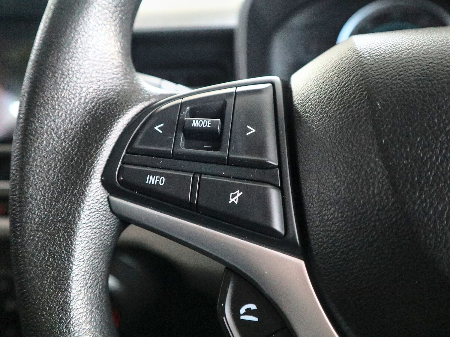 Used Suzuki Ignis 2018 for sale - 77357490: Photo 34