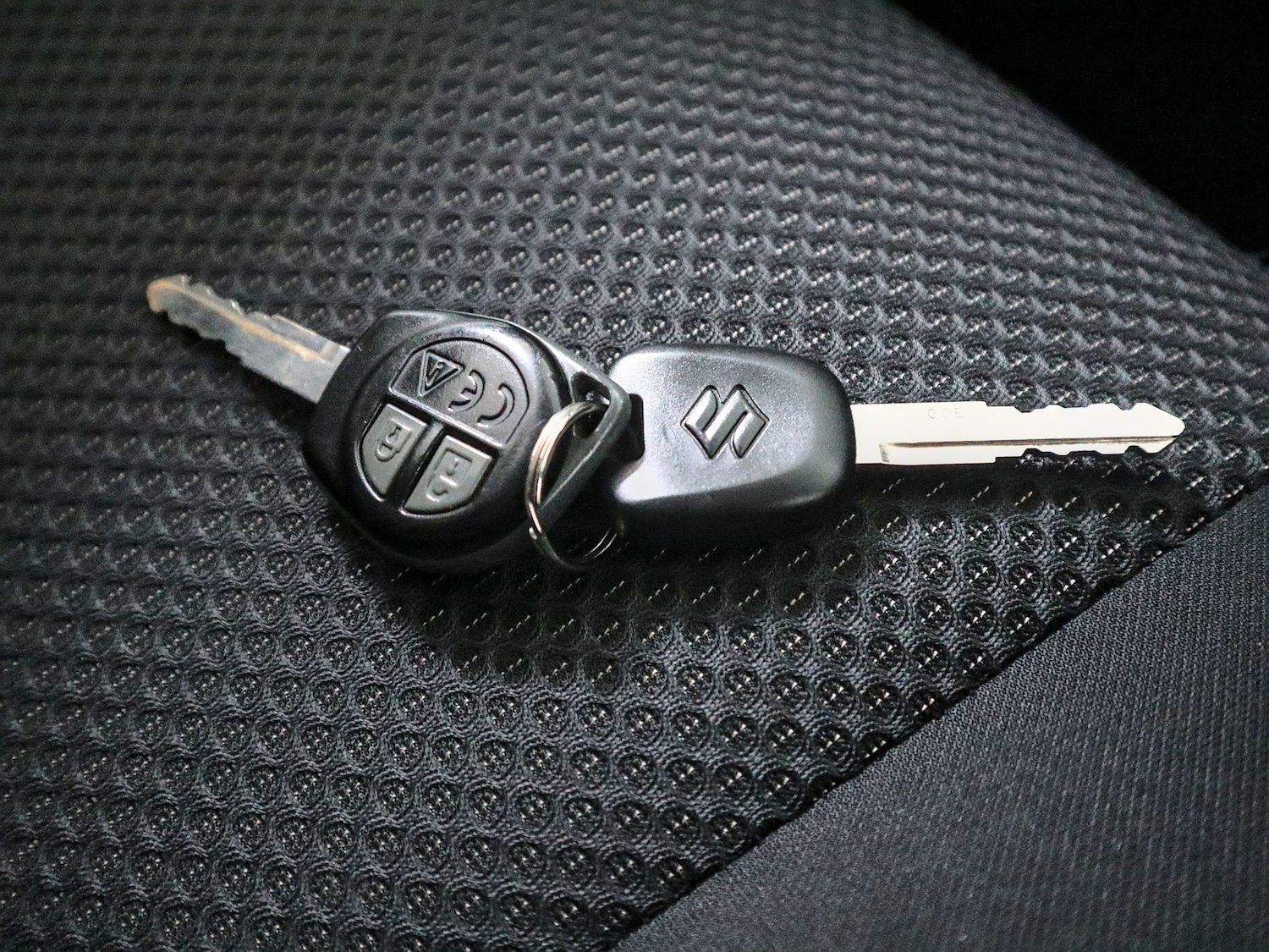 Used Suzuki Ignis 2018 for sale - 77357490: Photo 38