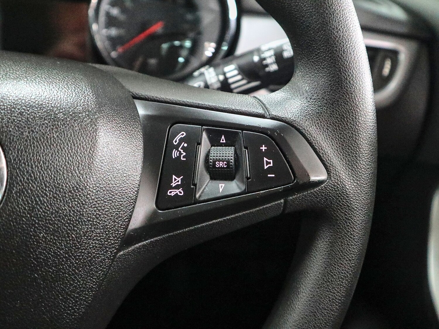 Used Vauxhall Astra 2018 for sale - 77508773: Photo 35