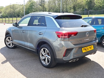 Used Volkswagen T-Roc 2024 for sale - 78446511: Photo