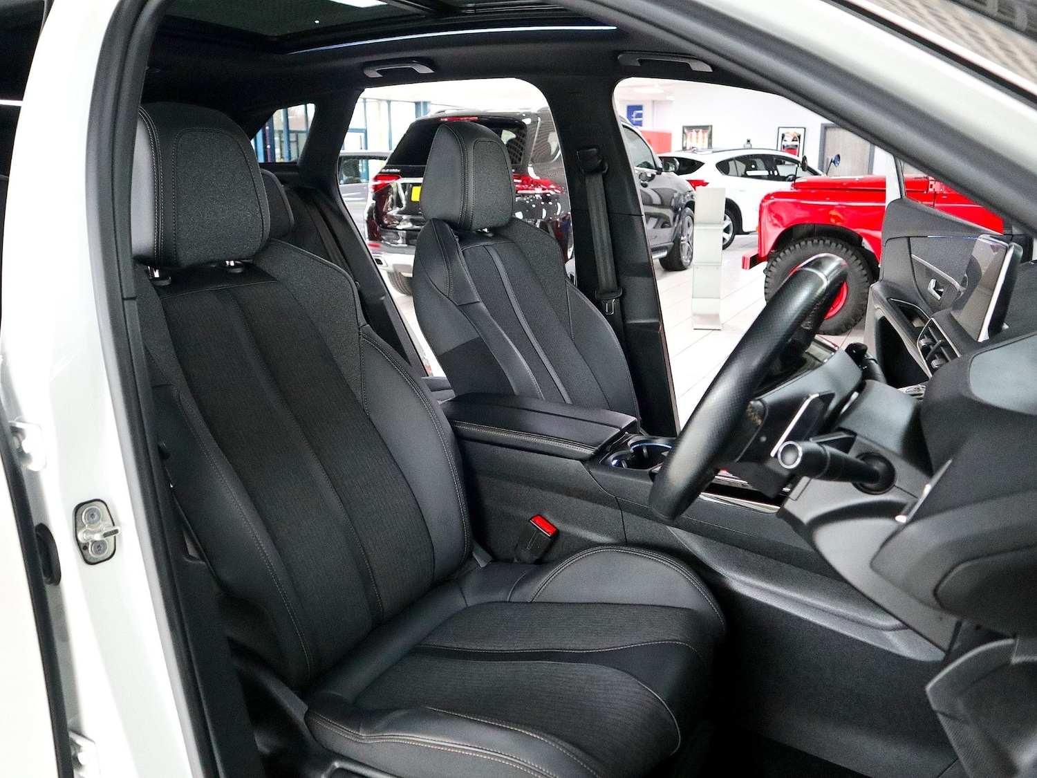 Used Peugeot 3008 2019 for sale - 76726057: Photo 16