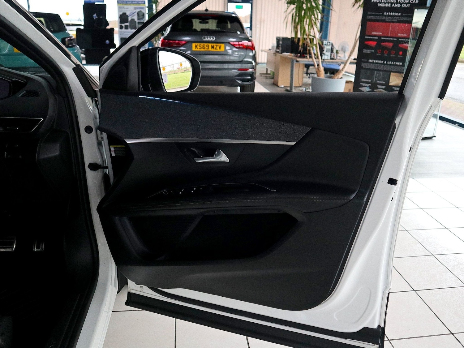 Used Peugeot 3008 2019 for sale - 76726057: Photo 26