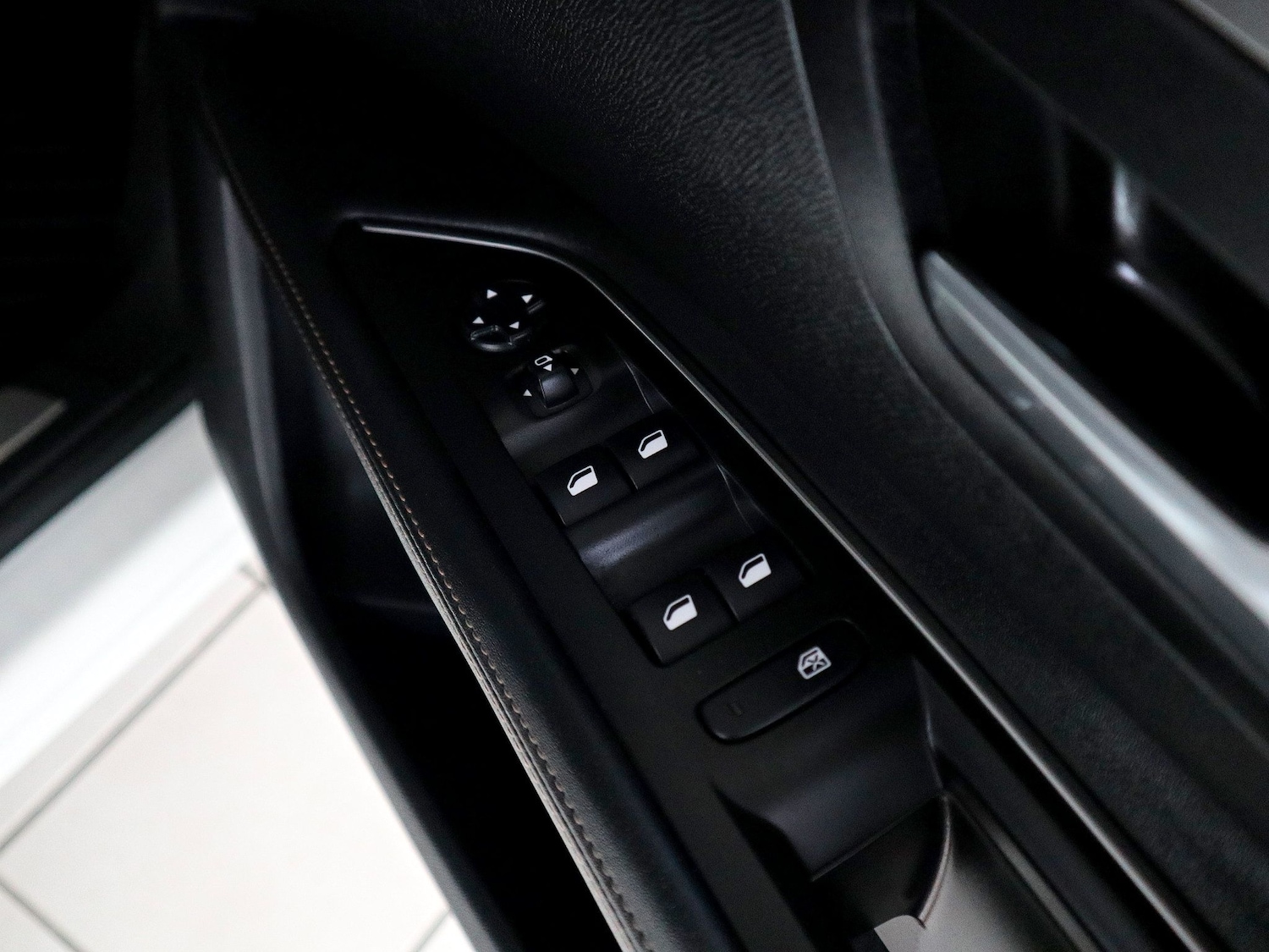 Used Peugeot 3008 2019 for sale - 76726057: Photo 27