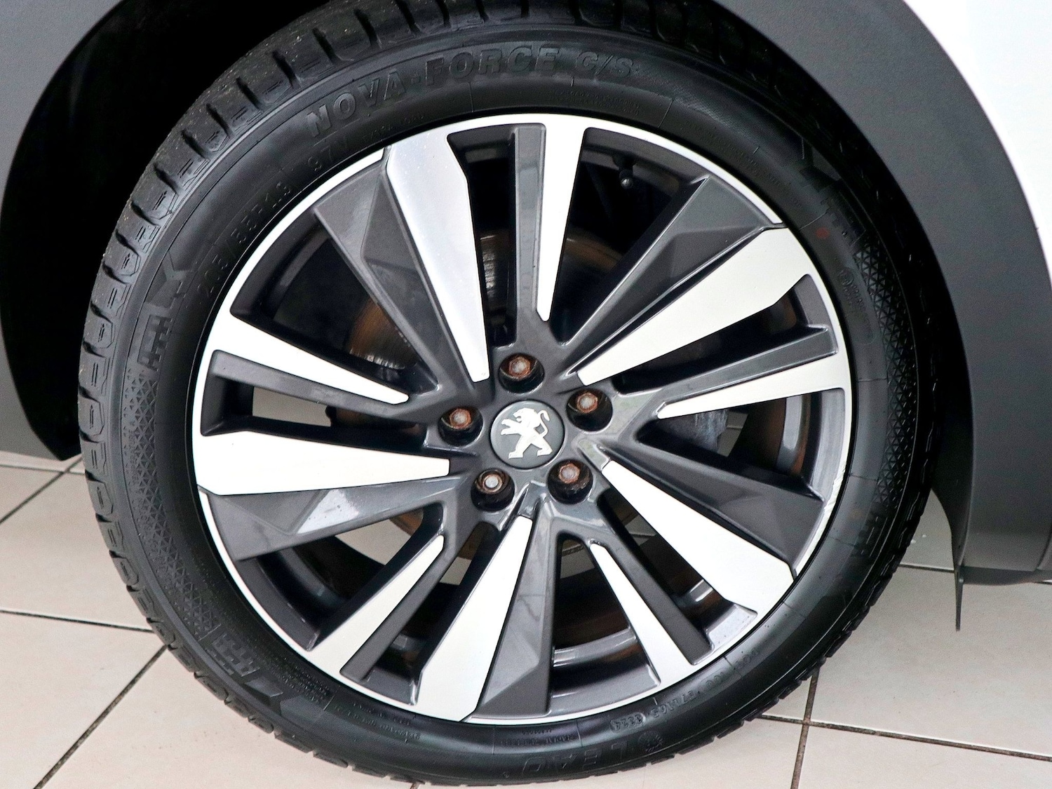 Used Peugeot 3008 2019 for sale - 76726057: Photo 8