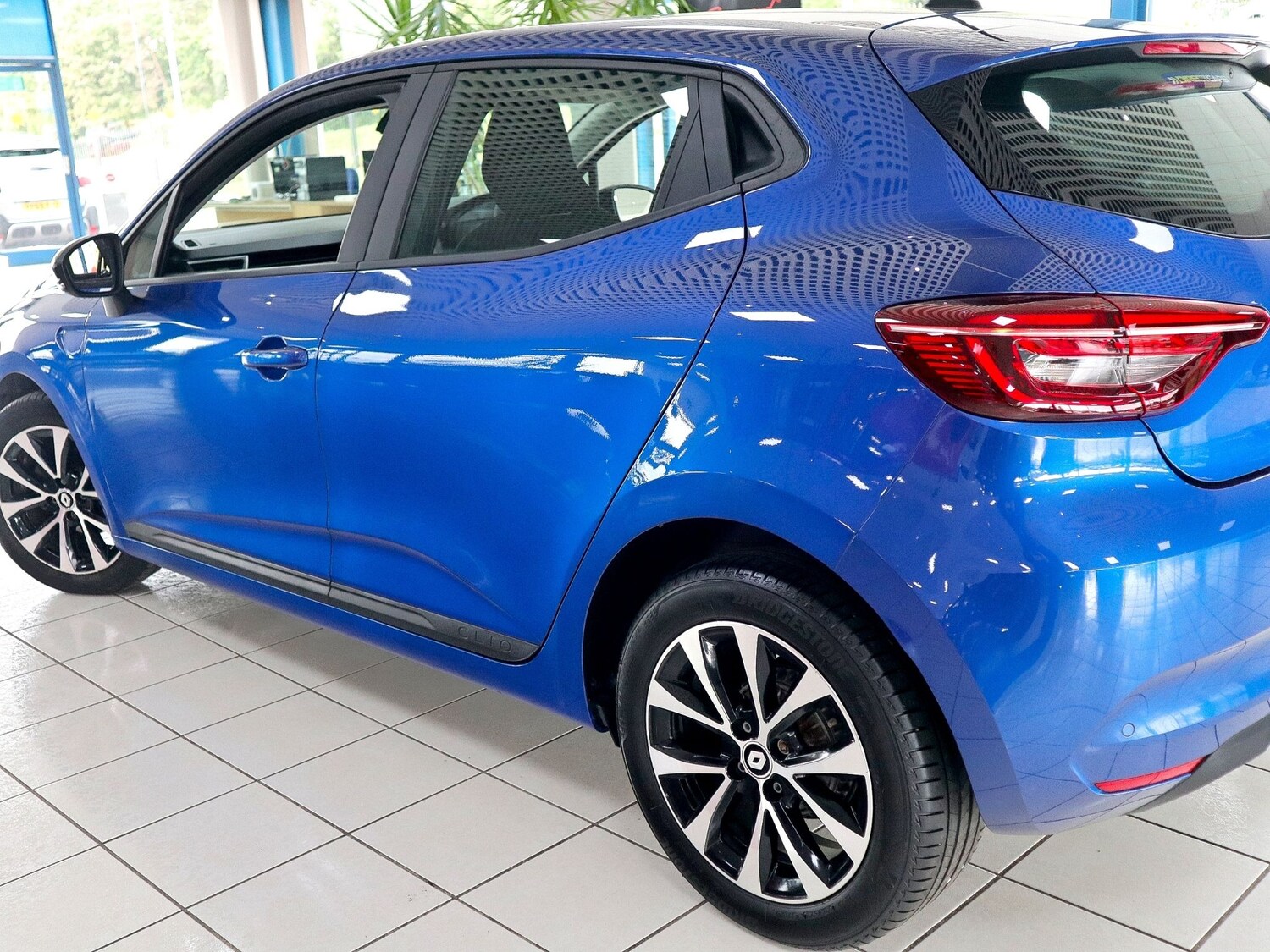 Used Renault Clio 2023 for sale - 75976192: Photo 13