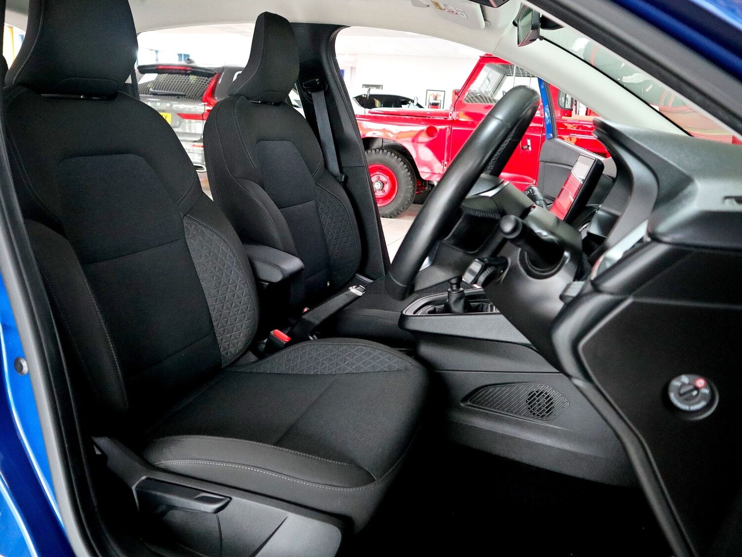 Used Renault Clio 2023 for sale - 75976192: Photo 17