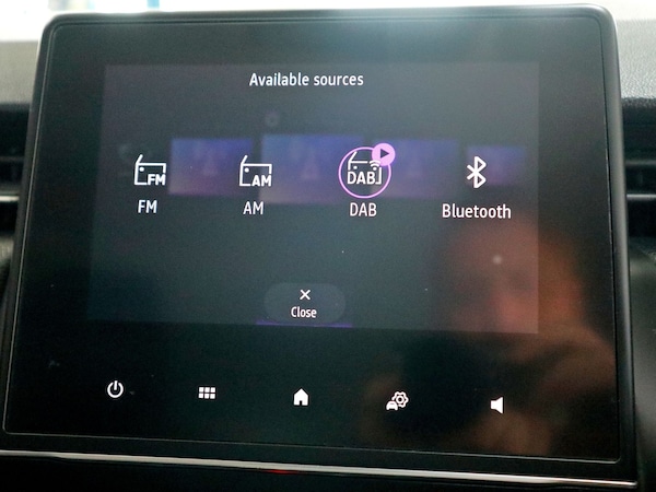 Used Renault Clio 2023 for sale - 75976192: Photo 29