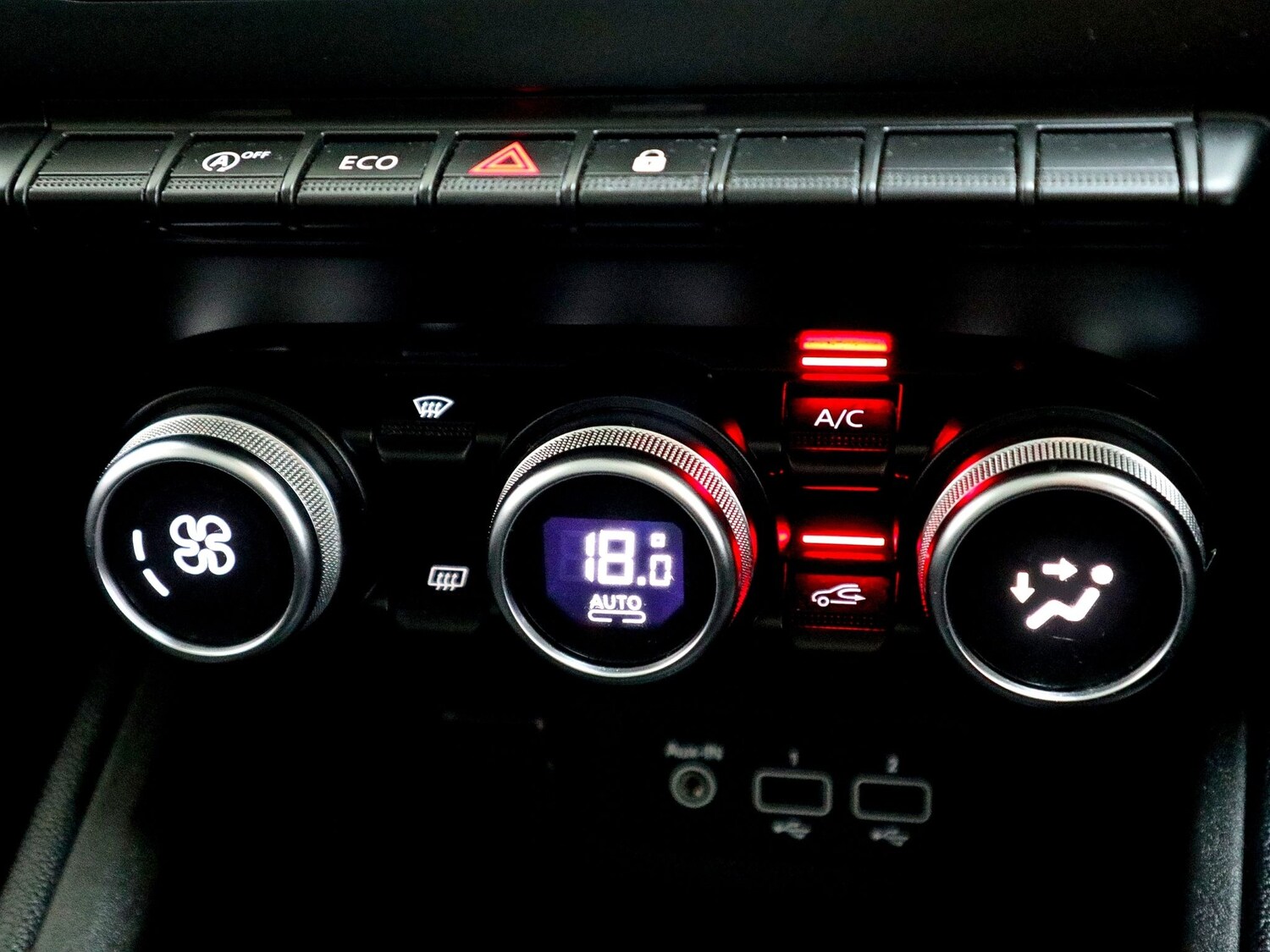 Used Renault Clio 2023 for sale - 75976192: Photo 32