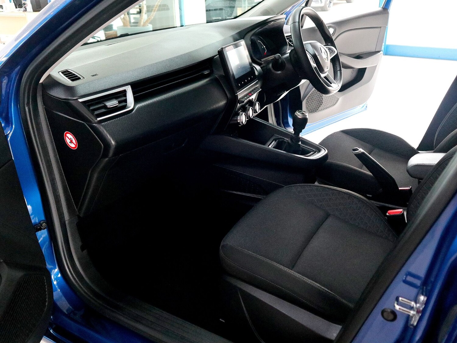 Used Renault Clio 2023 for sale - 75976192: Photo 4