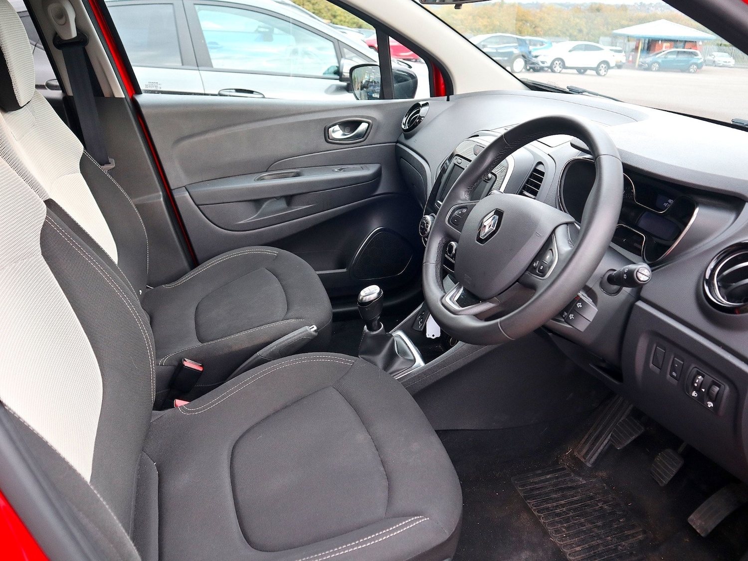 Used Renault Captur 2019 for sale - 76134574: Photo 3
