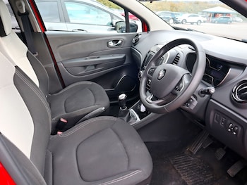 Used Renault Captur 2019 for sale - 76134574: Photo 3