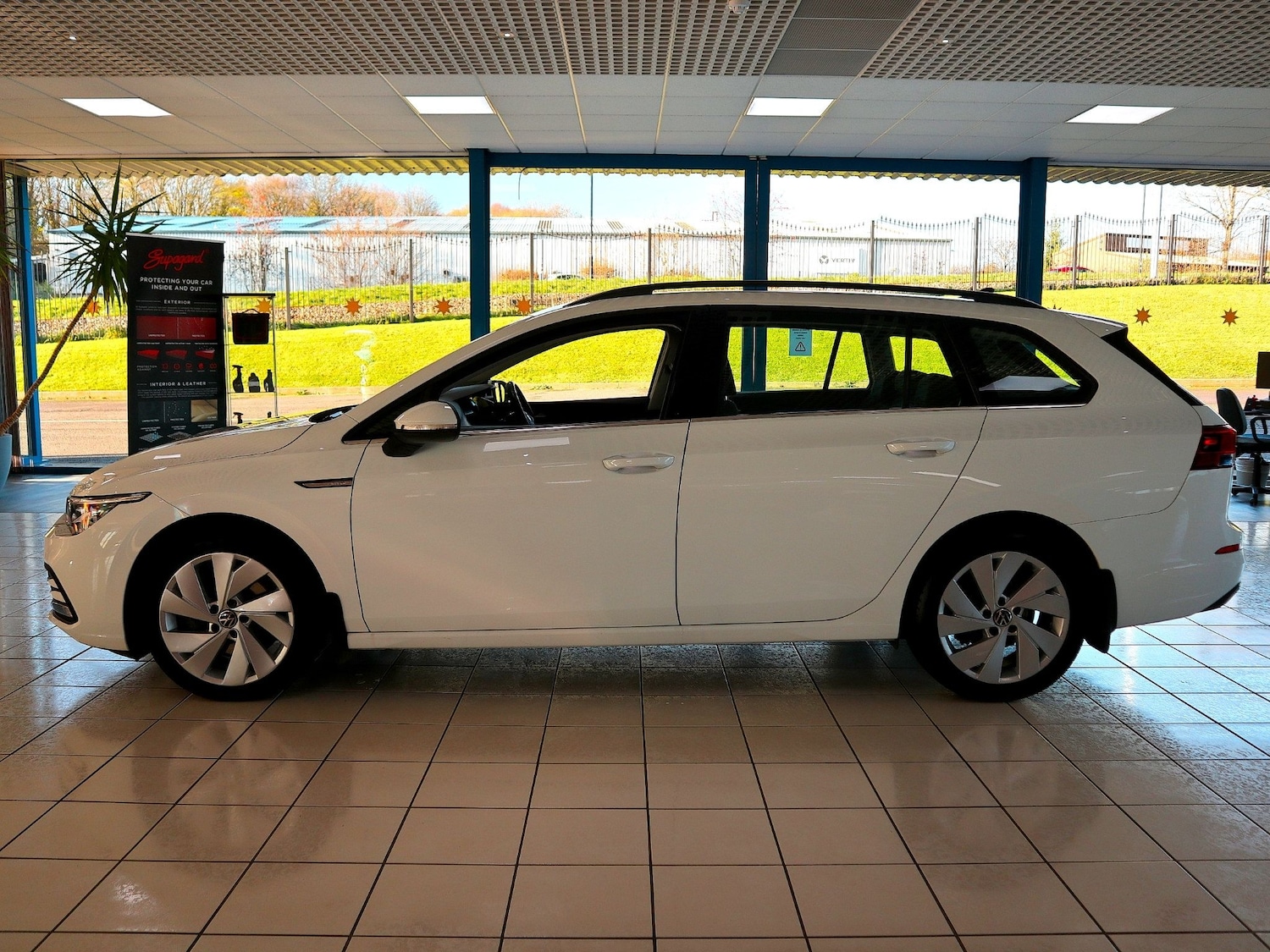 Used Volkswagen Golf 2021 for sale - 76583396: Photo 10