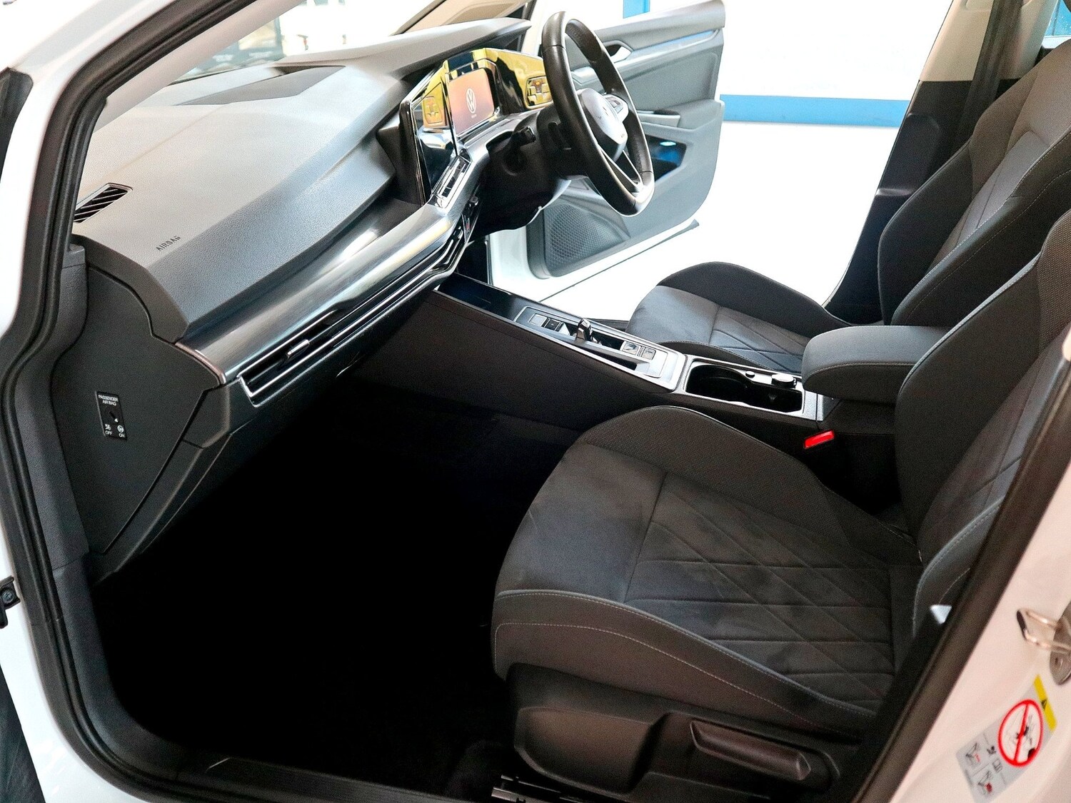 Used Volkswagen Golf 2021 for sale - 76583396: Photo 4