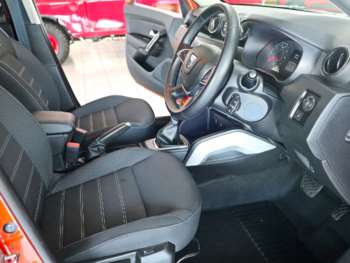 Used Dacia Duster 2022 for sale - 74451535: Photo
