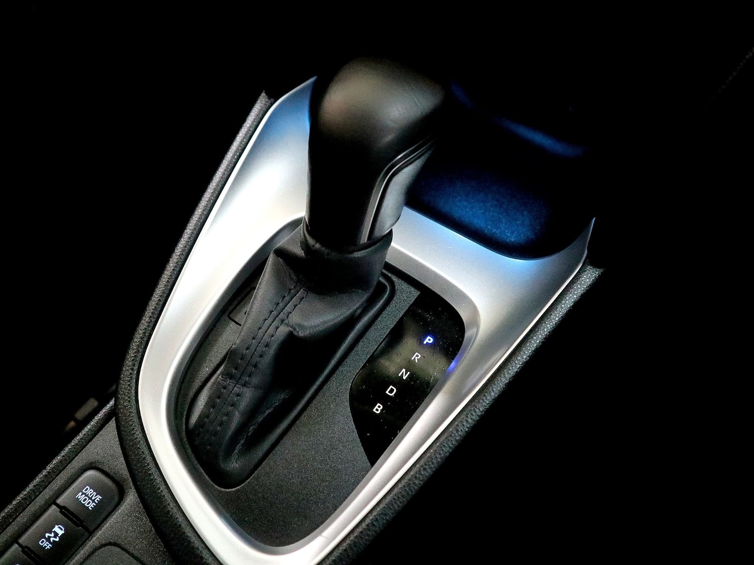 Used Toyota Yaris Cross 2023 for sale - 76785395: Photo 33