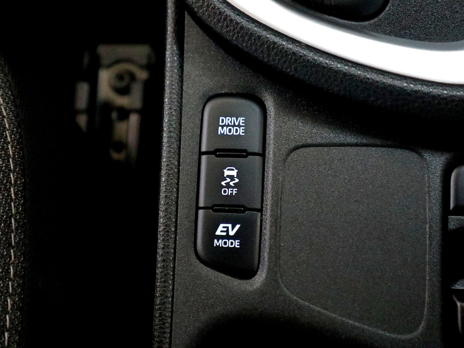 Used Toyota Yaris Cross 2023 for sale - 76785395: Photo 34