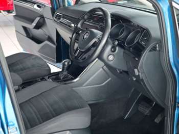 Used Volkswagen Touran 2020 for sale - 74179359: Photo