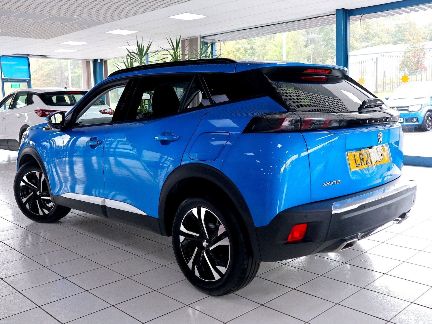 Used Peugeot 2008 2021 for sale - 76165364: Photo 2