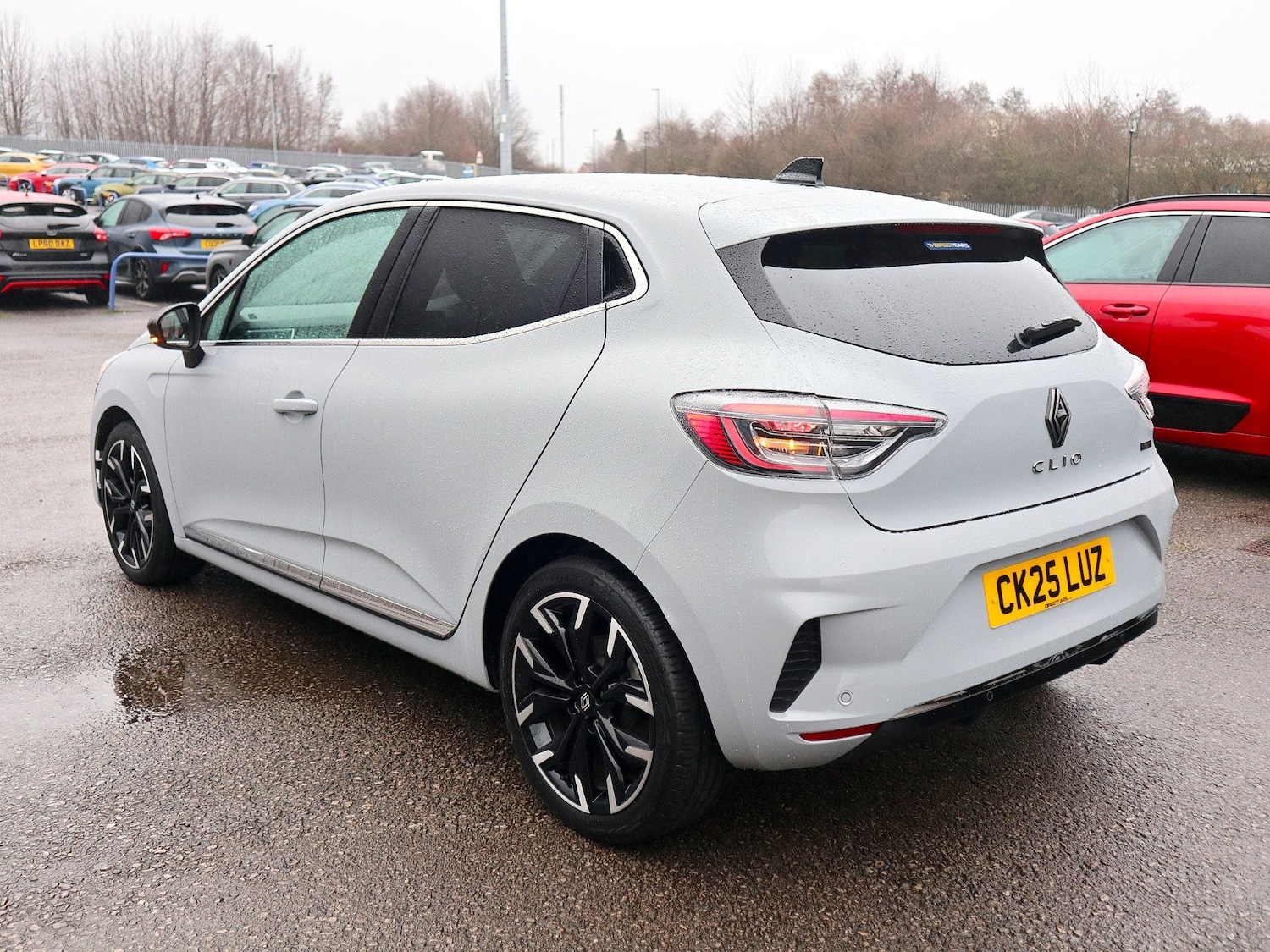 Used Renault Clio 2025 for sale - 77694559: Photo 2