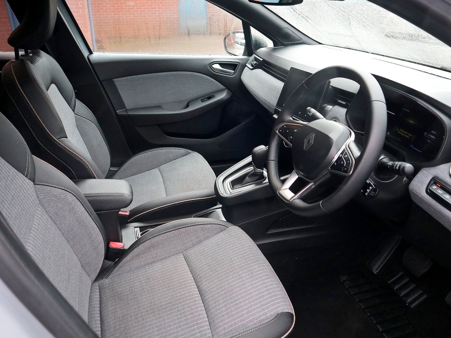 Used Renault Clio 2025 for sale - 77694559: Photo 3