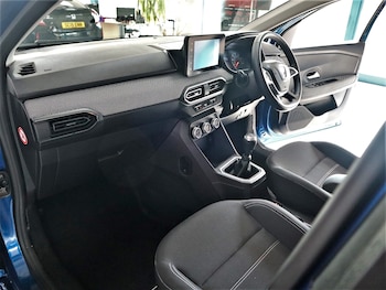 Used Dacia Jogger 2022 for sale - 74179293: Photo