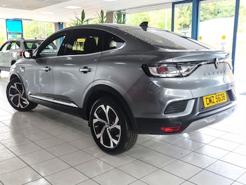 Used Renault Arkana 2023 for sale - 79564300: Photo
