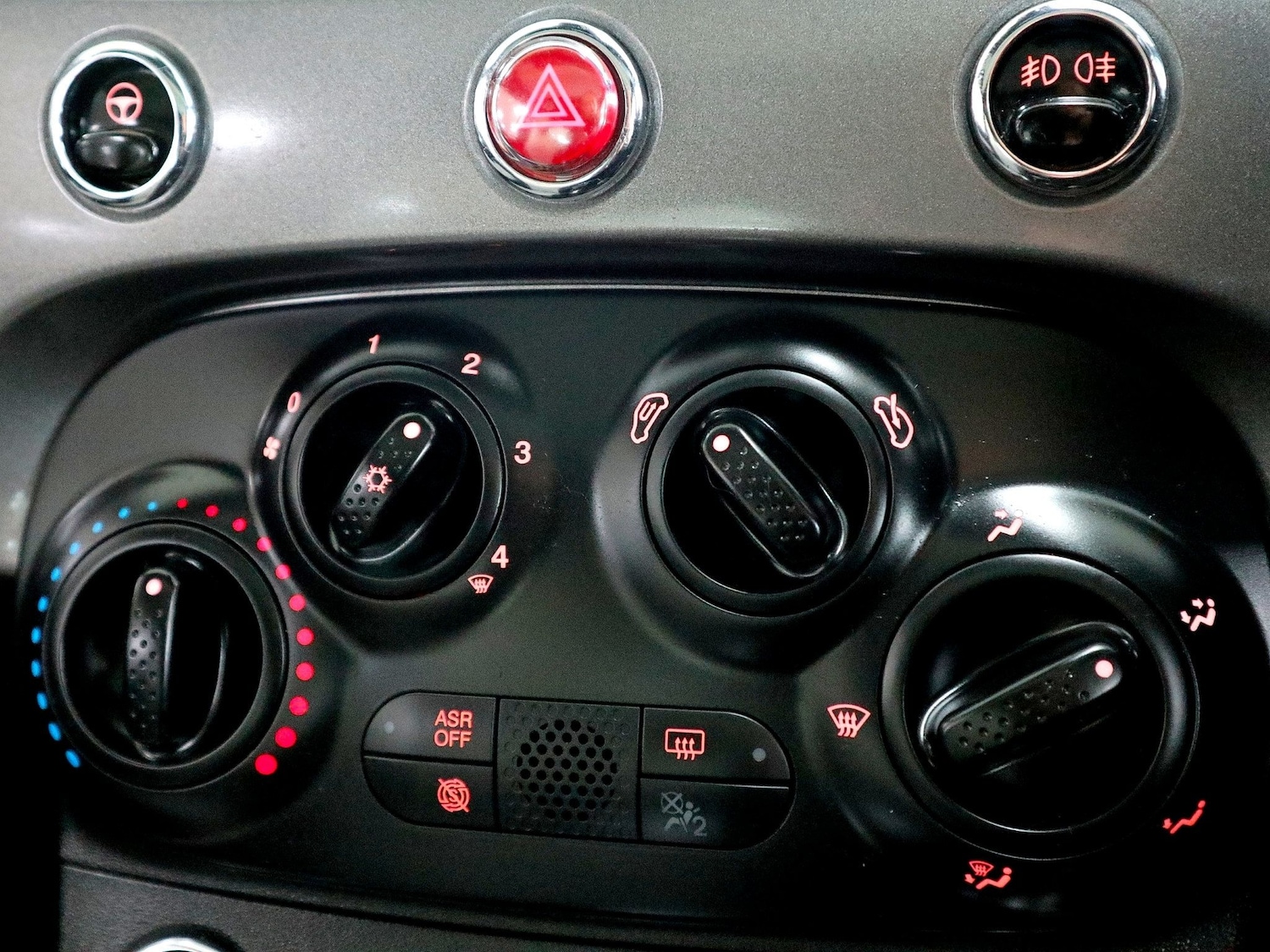 Used Fiat 500 2021 for sale - 76627520: Photo 34