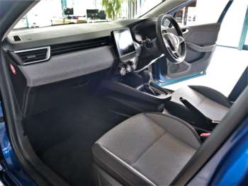 Used Renault Clio 2024 for sale - 74179344: Photo