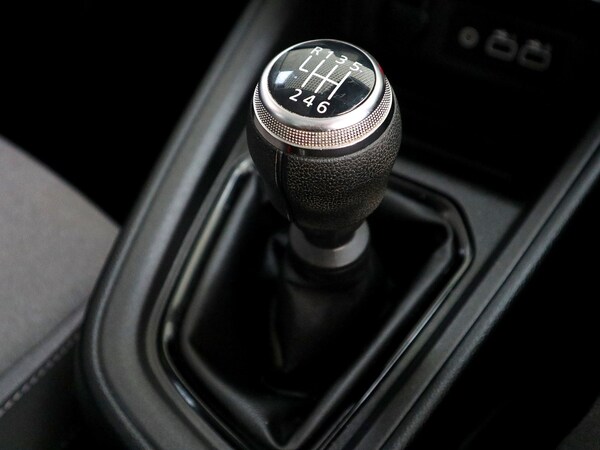 Used Renault Clio 2024 for sale - 75289411: Photo 32