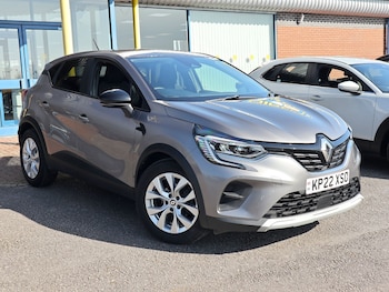 Used Renault Captur 2022 for sale - 77938427: Photo
